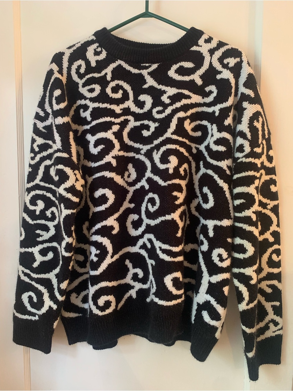 Black & White Swirl Pattern Men's Cardigan Sweater